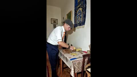 Snapshot of telepaticman chatting on 10-09-25, 03:32 Virg Lszl online show from 10-09-25, 03:32