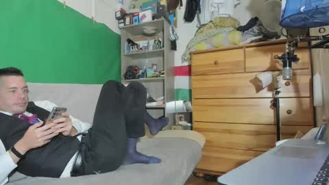 Snapshot of telepaticman chatting on 11-03-25, 01:29 Virg Lszl online show from 11-03-25, 01:29