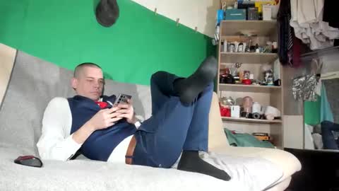 Snapshot of telepaticman chatting on 02-04-26, 10:36 Virg Lszl online show from 02-04-26, 10:36