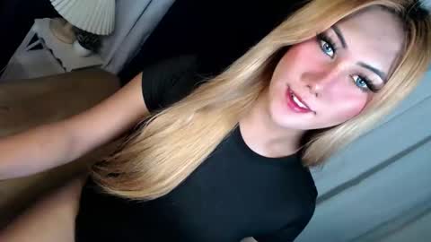 Snapshot of temptationoflust chatting on 01-08-26, 08:27 Im Dianna DONT FORGET TO FOLLOW ME online show from 01-08-26, 08:27