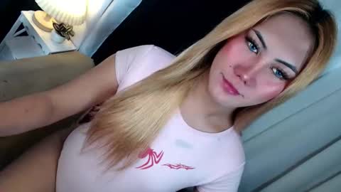 Snapshot of temptationoflust chatting on 01-10-26, 03:08 Im Dianna DONT FORGET TO FOLLOW ME online show from 01-10-26, 03:08