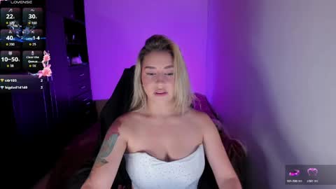 Sara online show from 05-14-26, 01:29