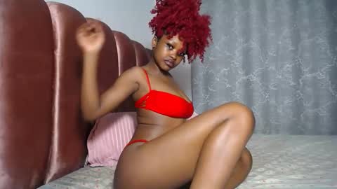 Snapshot of tempting_tiah chatting on 05-15-26, 12:50 tiah online show from 05-15-26, 12:50