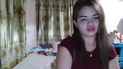 Snapshot of temptress_kheem chatting on 02-24-26, 05:00 kheem online show from 02-24-26, 05:00
