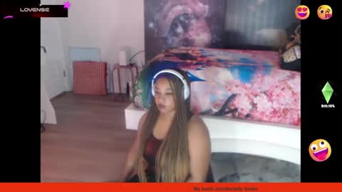 Snapshot of temptressbeauty24 chatting on 02-07-25, 02:50 Gaia online show from 02-07-25, 02:50