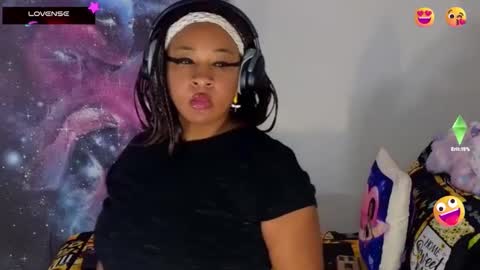 Snapshot of temptressbeauty24 chatting on 02-10-25, 05:58 Gaia online show from 02-10-25, 05:58