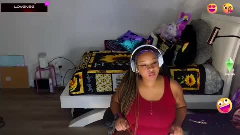 Snapshot of temptressbeauty24 chatting on 02-25-25, 07:31 Gaia online show from 02-25-25, 07:31