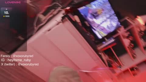 Snapshot of temptressxruby chatting on 01-15-25, 11:32 TemptressxRuby online show from 01-15-25, 11:32