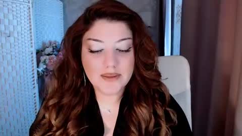 Snapshot of tenderlybae12 chatting on 06-12-26, 03:38 Tenderlybae online show from 06-12-26, 03:38