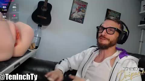 Snapshot of teninchty chatting on 06-19-26, 05:17 Ty online show from 06-19-26, 05:17