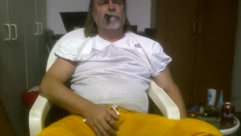 Tennredneck online show from 12-17-24, 04:56