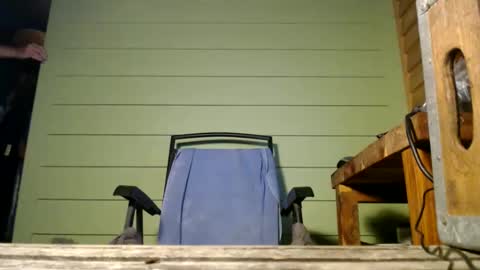 Snapshot of tennredneck chatting on 05-29-26, 01:25 Tennredneck online show from 05-29-26, 01:25