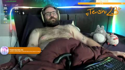 Snapshot of tenshi23 chatting on 09-27-25, 02:33 Matt online show from 09-27-25, 02:33