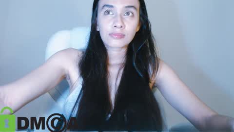 Lisa online show from 10-03-25, 01:24