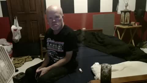 Snapshot of terdy2366 chatting on 12-06-24, 12:23 terdy2366 online show from 12-06-24, 12:23