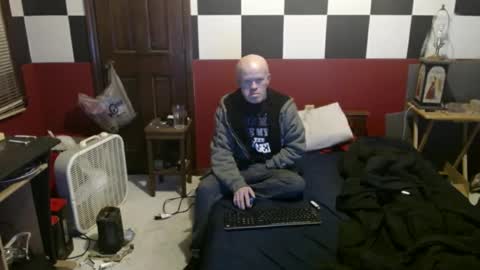 Snapshot of terdy2366 chatting on 01-10-25, 02:25 terdy2366 online show from 01-10-25, 02:25