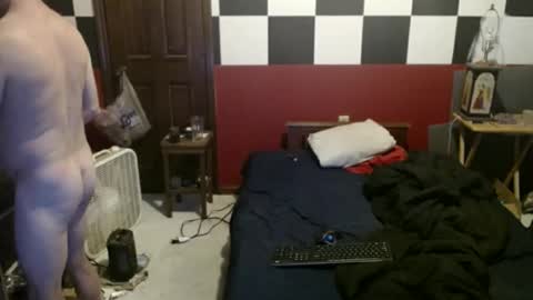 Snapshot of terdy2366 chatting on 01-10-25, 05:26 terdy2366 online show from 01-10-25, 05:26