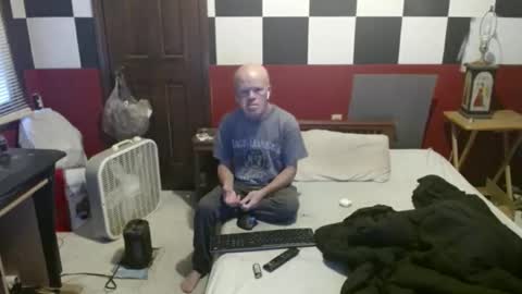 Snapshot of terdy2366 chatting on 02-19-25, 11:14 terdy2366 online show from 02-19-25, 11:14