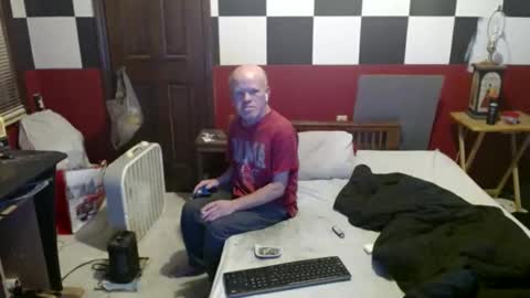 Snapshot of terdy2366 chatting on 02-26-25, 01:43 terdy2366 online show from 02-26-25, 01:43