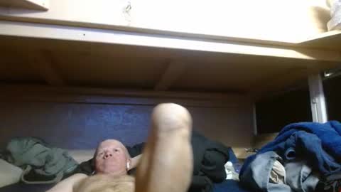 Snapshot of terdy2366 chatting on 10-09-25, 02:42 terdy2366 online show from 10-09-25, 02:42