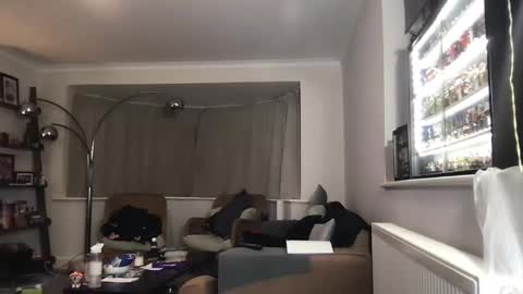 Terence online show from 11-19-25, 01:49