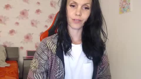 Snapshot of teressa_lovee chatting on 04-24-26, 11:07 teressa_lovee online show from 04-24-26, 11:07