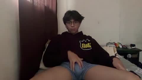Snapshot of teriyakiboi chatting on 06-17-26, 05:36 teriyakiboi online show from 06-17-26, 05:36