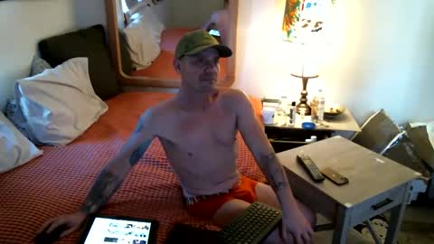 Snapshot of terrainme chatting on 01-10-25, 04:09 Axle online show from 01-10-25, 04:09