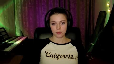 Anny Simpson online show from 03-16-26, 08:13