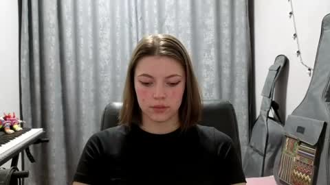Anny Simpson online show from 05-15-26, 09:55