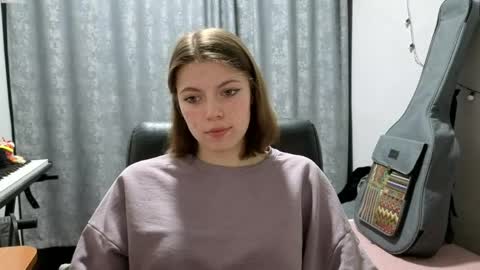 Anny Simpson online show from 05-21-26, 08:16