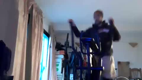 Snapshot of terre28 chatting on 01-12-26, 05:18 terre28 online show from 01-12-26, 05:18