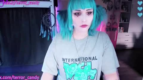 Snapshot of terror_candy chatting on 05-09-26, 02:39 CRY BABY online show from 05-09-26, 02:39