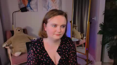 Snapshot of terryastra chatting on 11-20-25, 09:47 Terry online show from 11-20-25, 09:47