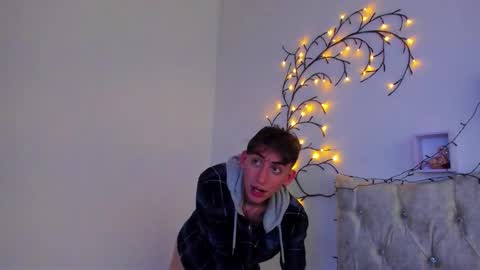 Snapshot of terrygrace chatting on 11-23-25, 07:57 terrygrace online show from 11-23-25, 07:57