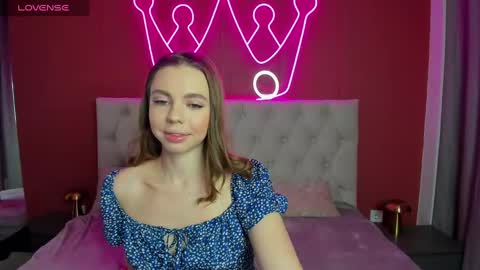 Tessa 3 online show from 03-10-25, 01:23