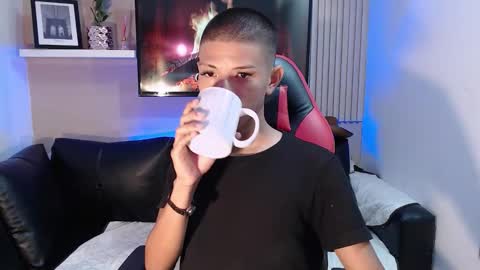 tessachains online show from 12-01-25, 03:39