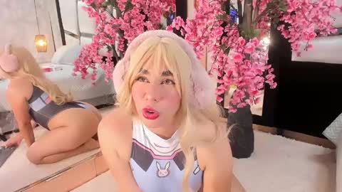  TESSA COOPER1  online show from 04-19-26, 08:44