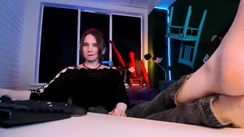 Tessa online show from 11-15-25, 09:17