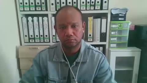 Snapshot of tested123 chatting on 04-09-26, 07:14 yours online show from 04-09-26, 07:14