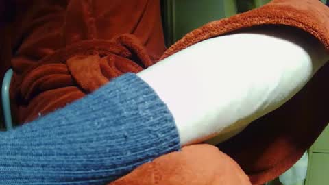 Snapshot of tetuo2 chatting on 12-17-25, 05:57 tetuo2 online show from 12-17-25, 05:57