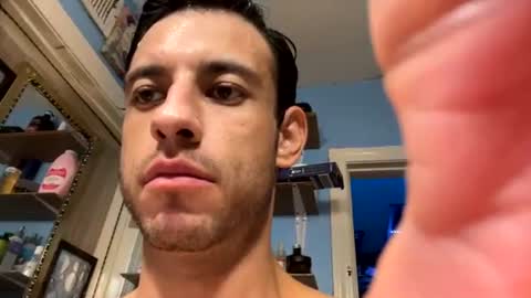 Snapshot of texasbaritone chatting on 06-15-26, 11:01 texasbaritone online show from 06-15-26, 11:01