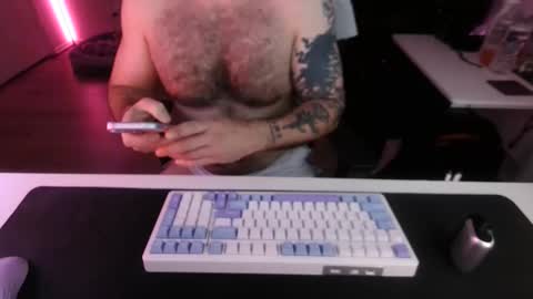 Snapshot of texasstrill chatting on 05-27-26, 01:57 texasstrill online show from 05-27-26, 01:57