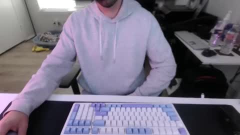 Snapshot of texasstrill chatting on 05-31-26, 10:33 texasstrill online show from 05-31-26, 10:33