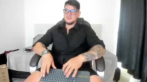 teylor creed online show from 10-18-25, 09:04