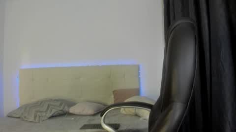 Snapshot of teylor_creed chatting on 02-13-26, 09:55 teylor creed online show from 02-13-26, 09:55