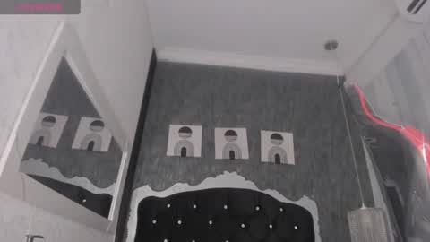 teylor_lovee online show from 06-18-26, 09:30