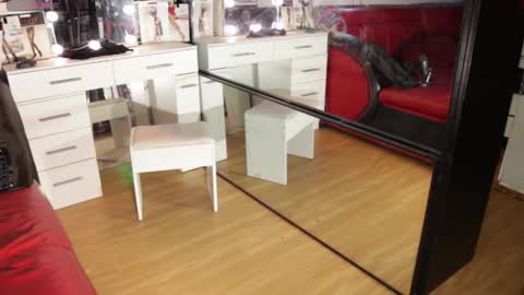 Snapshot of tgirlbelinda chatting on 12-20-25, 06:53 tgirlbelinda online show from 12-20-25, 06:53