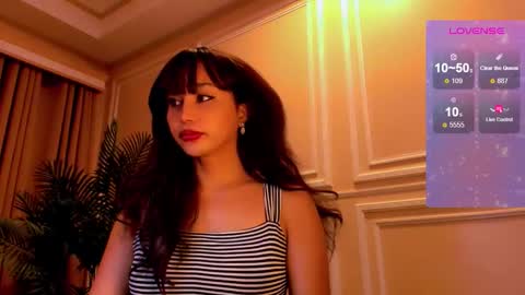 Snapshot of th3r3sa chatting on 12-17-25, 02:50 th3r3sa online show from 12-17-25, 02:50