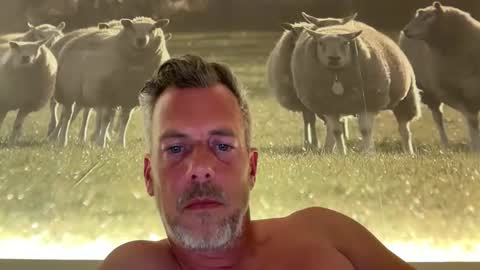 thabomb420563 online show from 06-01-26, 11:06